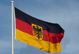 Flag measures 3' x 5' has reinforced edging with brass grommets and is made of all weather polyester. Domestic Protocol Office Of The Federal Government Bundeswehr Flag Displays