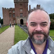 Getting to thinking about years gone by. Didn't really enjoy my time at  Hurstmere. Never really 'fitted' in. Started in 1975! 50 years ago this  September! Wondering what happened to everyone else