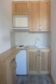 cuisine en meleze pour un petit espace melcreationsbois cuisine petit espace cuisine studio amenagement petite cuisine