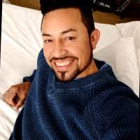 20+ perfiles de «Luis Fleming»