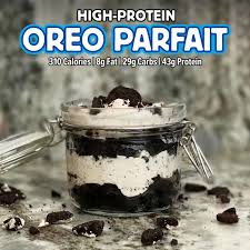 Peanut butter oreo cheesecake bars, cheesecake oreo sans cuisson thermomix, chocolate dipped oreo cheesecake bites. High Protein Oreo Parfait Cheat Day Design