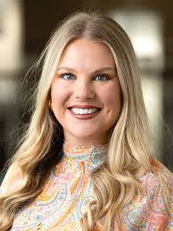 Alyssa Jones's Instagram, Twitter & Facebook