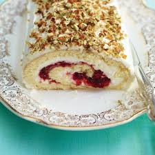 Creme Au Mascarpone Et Au Chocolat Blanc Ricardo Recipe Yule Log Recipe Cake Roll Recipes Ricardo Recipe