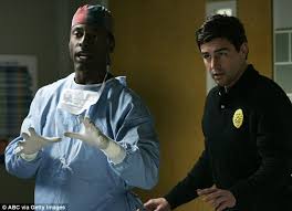 Maybe you would like to learn more about one of these? Shonda Rhimes Regrets Killing Off This Grey S Anatomy Man Daily Mail Online