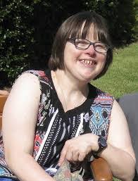 Elizabeth Simmons's Instagram, Twitter & Facebook