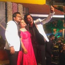 Bharti Singh Haarsh Limbachiyaa Wedding Kapil Sharma Skipped The Event To Avoid Sunil Grover Krushna Abhishek Tv News India Tv Grover renowned for playing dr mashoor gulati in 'the kapil sharma show', has also starred in films like 'baaghi' (2016) and 'pataakha' (2018). bharti singh haarsh limbachiyaa wedding