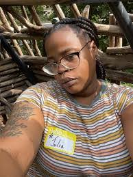 Nicole Roundtree's Instagram, Twitter & Facebook