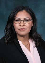 Gina Whitehead's Instagram, Twitter & Facebook