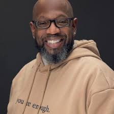 Antonio Godfrey Sr. finishes run