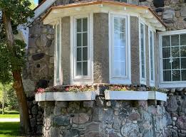 Edith Pair's thriving tours highlight Earl Young's Mushroom Houses in  Charlevoix