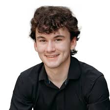 Aiden Riley (@rileyrealestatemedia) • Instagram photos and videos