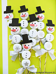 Schneemann Basteln Mit Kronkorken Basteln Mit Kronkorken Basteln Weihnachten Und Schneemann Basteln