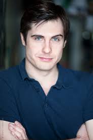 Secrets d'histoire" Marguerite d'Angoulême, la perle de François 1er (TV  Episode 2022)