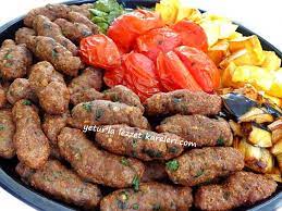 nefis bir kuru kofte yemek icin bu tarifimi mutlaka oneririm ici sulu disi citir elastik yapisi ve kizarirken formunu meatball dishes meal suggestions recipes