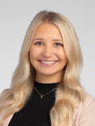 Kayla Kopp's Instagram, Twitter & Facebook