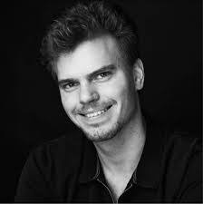 Pete Simons's Instagram, Twitter & Facebook