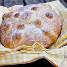 La Mejor Receta De Pan De Muerto The Sweet Molcajete Receta Pan De Muerto Recetas De Postres Mexicanos Recetas De Comida Mexicana