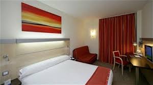 Rooms are spacious and air conditioned. Hotels In Barcelona Hotels At Yespanya Com