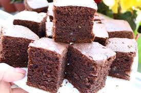 Bakina Kuhinja Cokoladni Brauni Najpopularniji Medju Sladokuscima Bakini Domaci I Video Recepti Food Sweets Desserts
