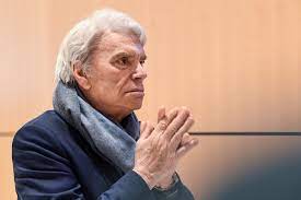 Información, novedades y última hora sobre bernard tapie. Arbitrage Tapie L Etat Demande Pres De 600 Millions D Euros En Appel