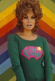 Raquel Welch Looks Like 70 S To Me Raquel Welch Raquel Rachel Welch