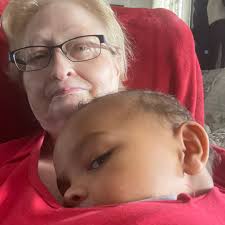 Sonic Team Helps Family in Need with Dinner