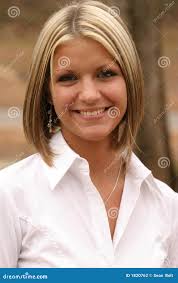 Jeune femme photo stock. Image du vitalité, fuselage, mode