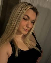 Hailey Stephens's Instagram, Twitter & Facebook