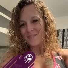 Mama has a baby so rare, even the other horses gather around in awe...  Check the comments 😍👇🏻