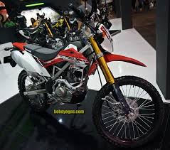 Karena itu sudah banyak para pecinta motor yang sudah di modif. Motor Klx Warna Merah Hitam