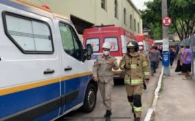 Moradores como está a situação nesse momento no local? Incendio Atinge Upa Em Sao Joao De Meriti Rio De Janeiro O Dia