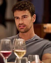 Theo James Brasil (@theojbrasil)