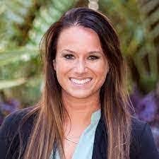 Regina Ronces's Instagram, Twitter & Facebook