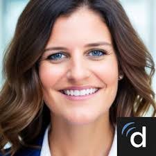 Elissa Flores's Instagram, Twitter & Facebook