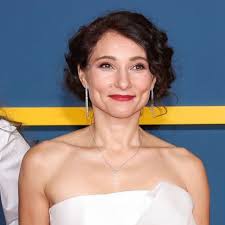 Are you ready for new theater-stuff this week? „Mama no sing: Datscha“ in  den Sophiensälen mit der tollen TRANG LE HONG🥰 Wenn du eine gute Idee hast  im IT-Bereich, eine echt gute,