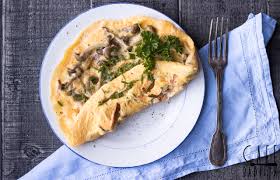 Coraz częściej można je dostać w polsce (ja swoje upolowałam w lidlu) i warto Sniadaniowy Omlet Z Grzybami Shimeji Cafe Babilon
