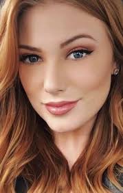 Courtney Strunk (sunlover711)