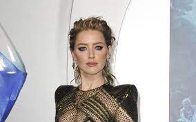 Amber laura heard was born in austin, texas, to patricia paige heard (née parsons), an internet researcher, and david c. Amber Heard So Hat Johnny Depp Sie Vermeintlich Missbraucht
