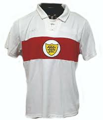Stuttgart ist nicht nur eine der größten deutschen metropolen sondern auch heimat der erfolgskicker des vfb stuttgart, die bereits fünf mal. Vfb Stuttgart 125 Jahre Ur Trikot Kaufland De