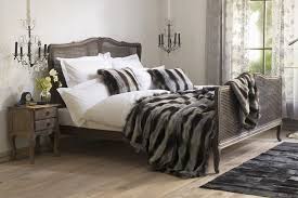 Das französische bett ist in etwa so groß wie das in deutschland weitverbreitete doppelbett. Einrichtungsidee Franzosischer Landhausstil Das Haus Franzosischer Landhausstil Franzosische Wohnung Landhausstil