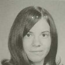 Elizabeth Bowditch's Instagram, Twitter & Facebook