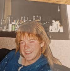 Tore Kordal Vårt æresmedlem Tore Kordal gikk bort 1. desember. Det gjør at  Hof idrettslag har mistet en venn, en motivator av rang, en kunnskapsrik  følgesvenn og en ihuga ildsjel. Selve ryggraden