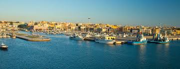 Résultat de recherche d'images pour "porto torres"