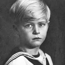 El príncipe felipe de edimburgo, esposo de la reina isabel ii de inglaterra, falleció a los 99 años en el el príncipe había atravesado varios problemas de salud en los últimos meses. Xiklznmqvgcfem