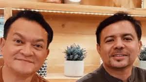 Carlo Saba Tak Cuma Datang ke Mimpi Hedi Yunus, Beberapa Orang di Manajemen  Kahitna Tenyata Mengalami Momen Yang Sama