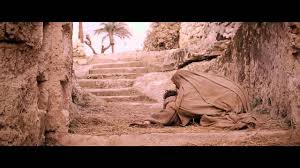 The film is based on the last 12 hours of the life of jesus, as read in the gospels. The Passion Of The Christ Mary Comforts Jesus Youtube