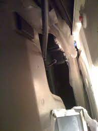 884 5 this is a instr. Front Passenger Door Stuck In Locked Position Won T Open Land Rover Forums Land Rover Enthusiast Forum