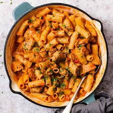 It would be such a great choice and companion to cajun chicken here as well. Easy One Pot Cajun Chicken Pasta Recipe Savvy Bites