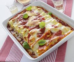 Aggiungete un paio di cucchiai di besciamella alla carne (4) e mescolate. Cannelloni Ripieni Di Carne E Ricotta Grazia It