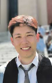 🔒💡Faculty Feature: Aaron Elmore📚🔒 Associate Professor of Computer  Science Aaron Elmore is one of four professors that run the ChiDATA  Research Team. His research focuses